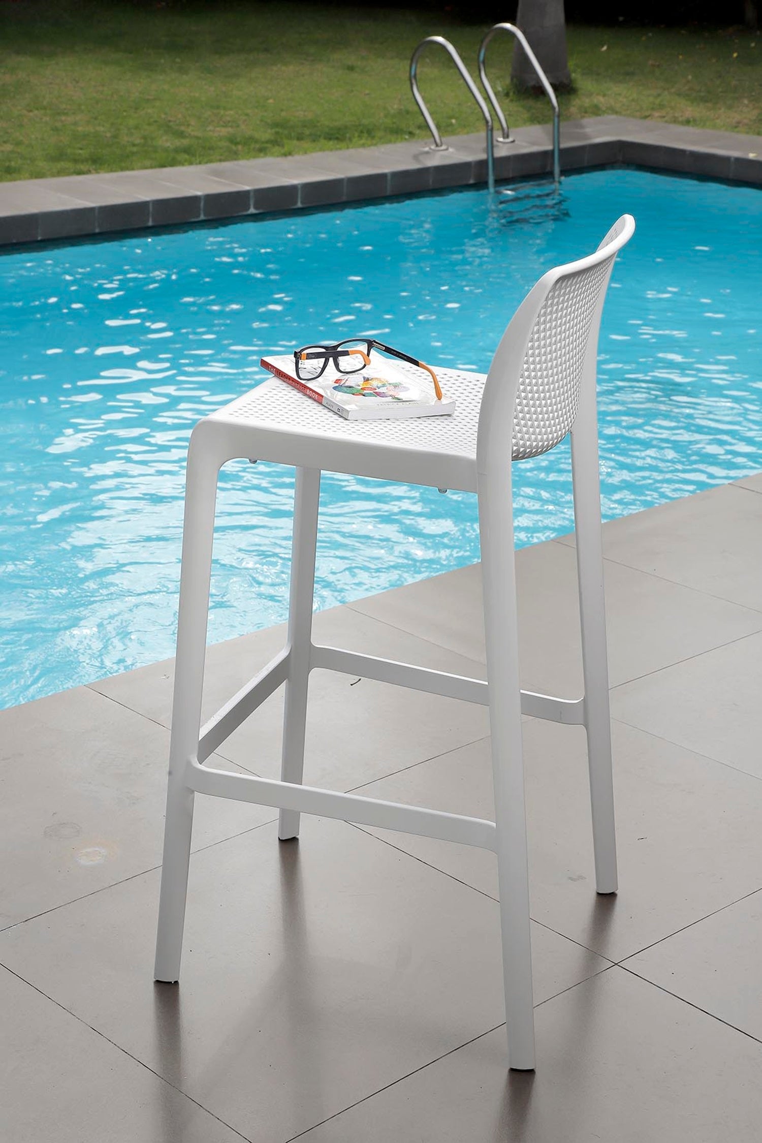 Outdoor Bar Stool 29" Netted Design — Set of 4, Commercial Grade, Stackable, No Assembly