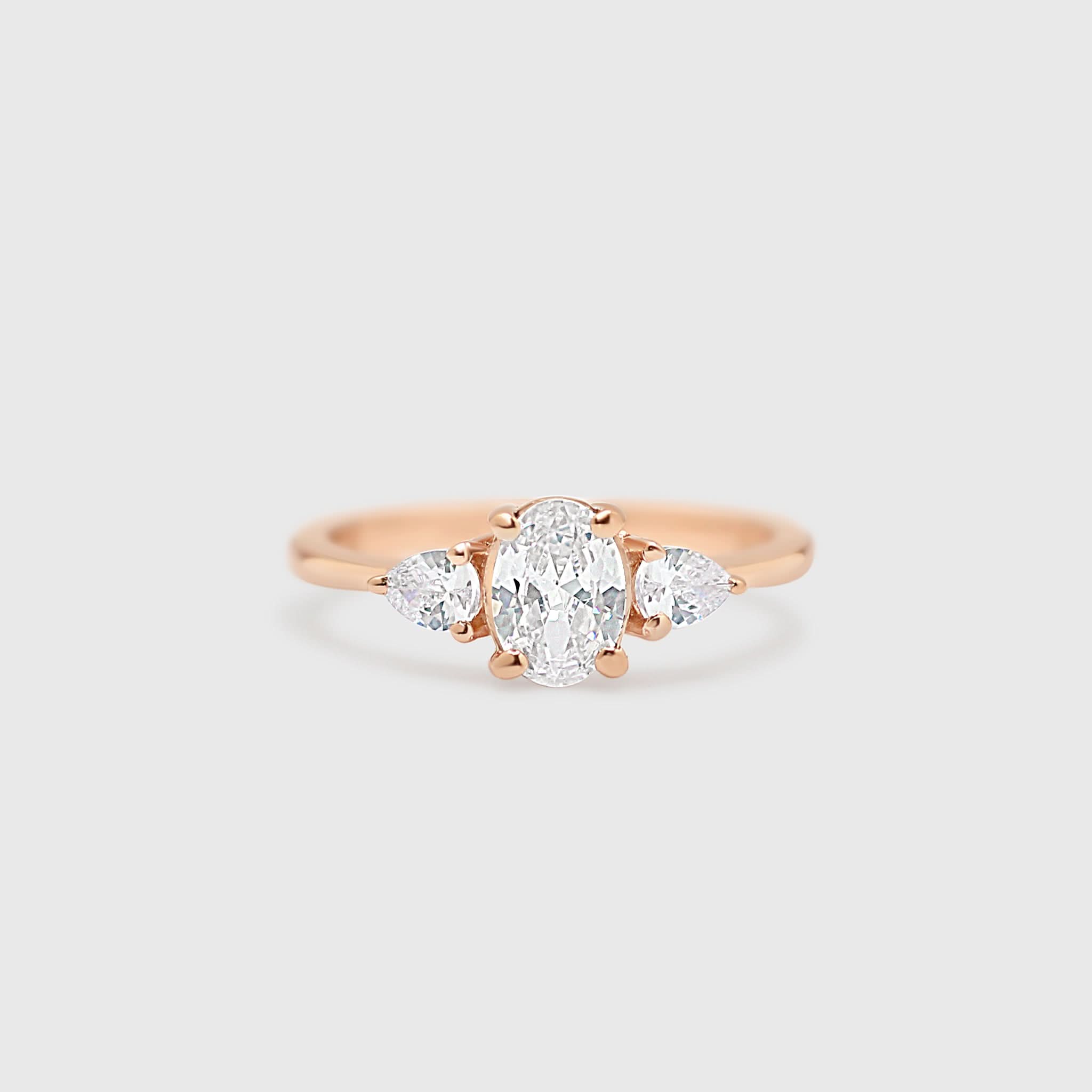"Amanda" Ring - Memorial Diamond Collection