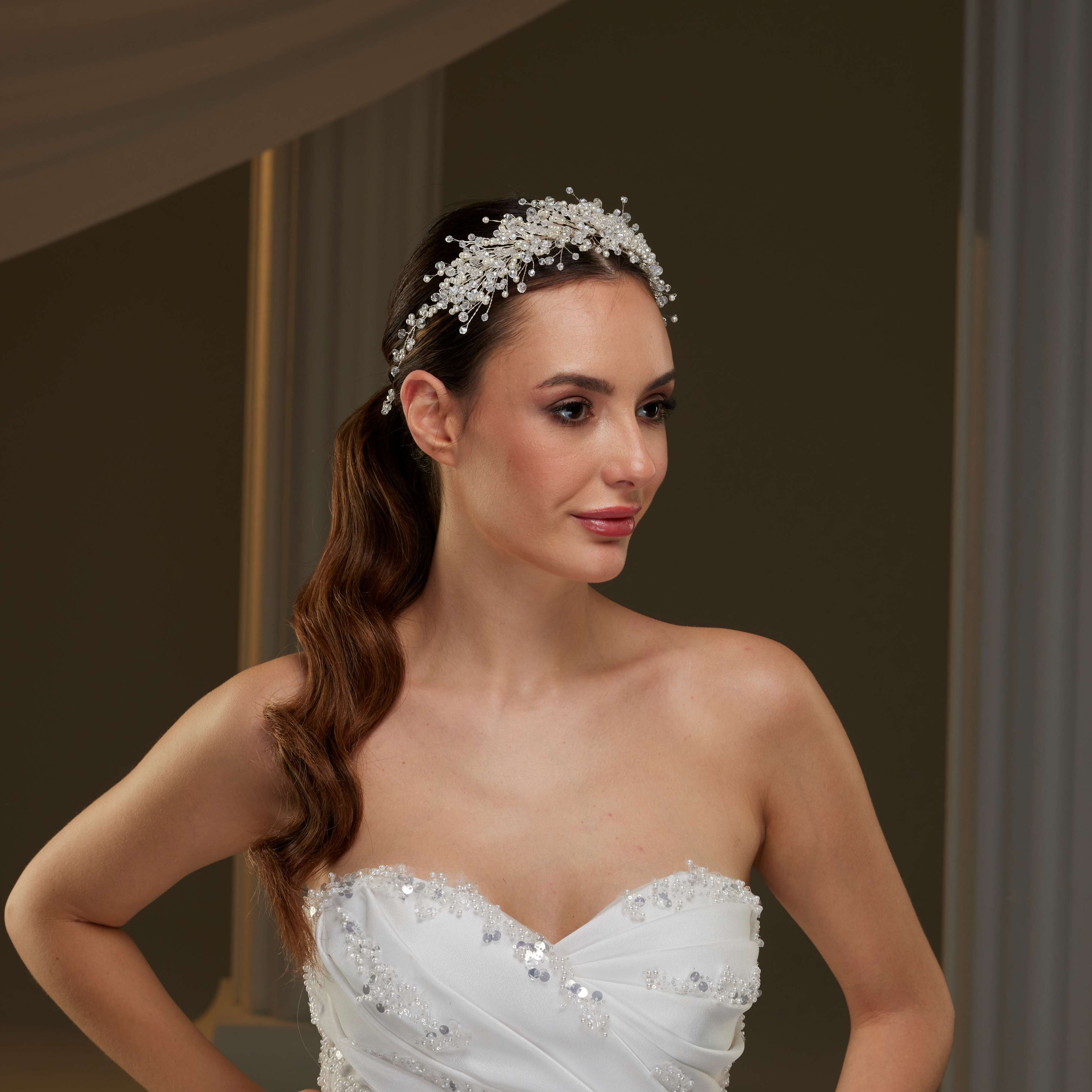 Elegant Bridal Hair Vine with Pearls