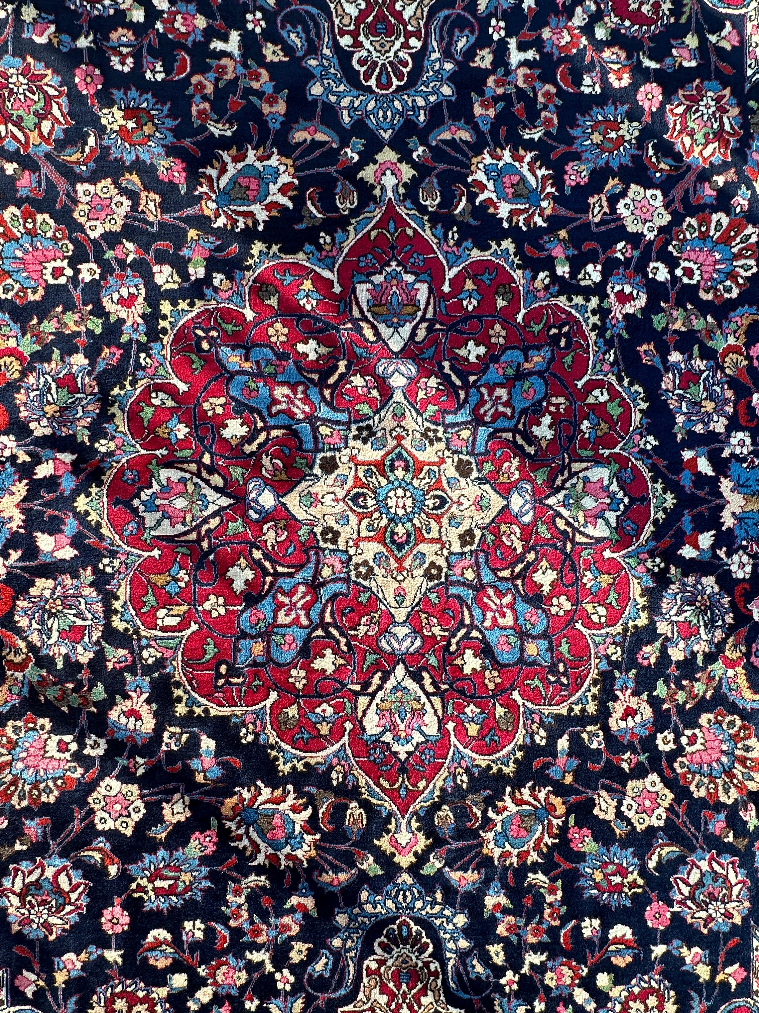 Persian Mashhad Hand Knotted Wool Area Rug 9’9” x 13’3”