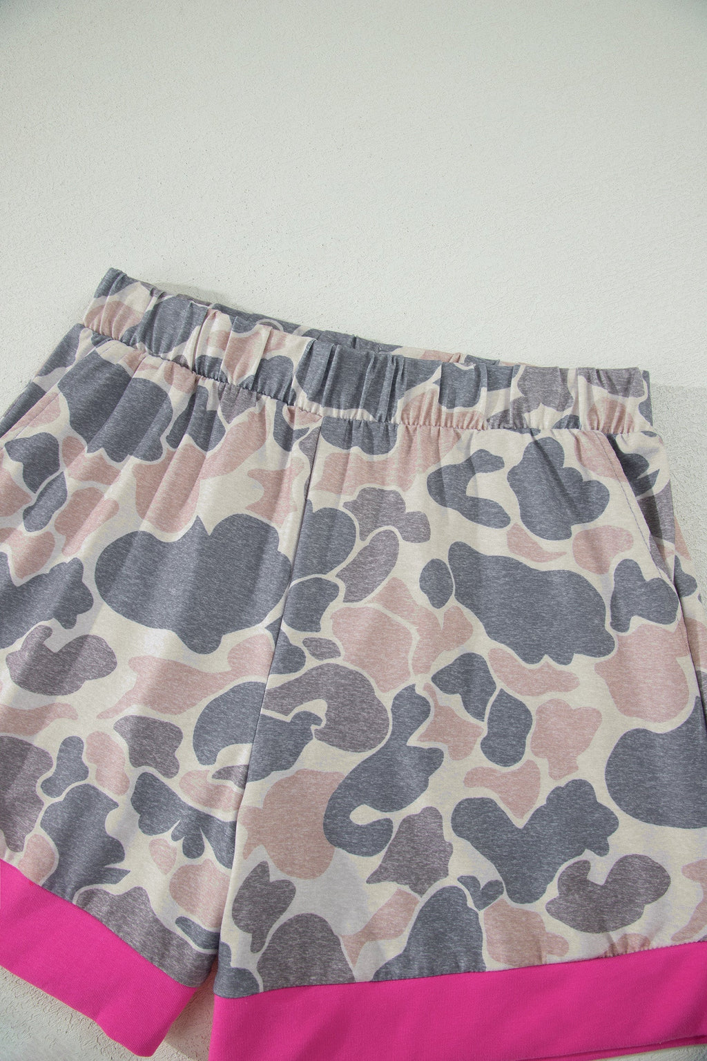 Camo Contrast Trim Tank & Elastic Waist Shorts Set