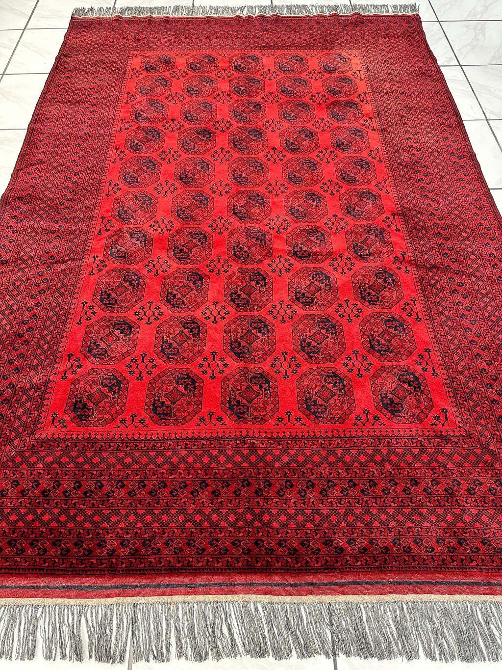 Hand-Knotted Turkoman Ersari Wool Rug – 6’7” x 9’6” – Rich Red Tones, Geometric Design