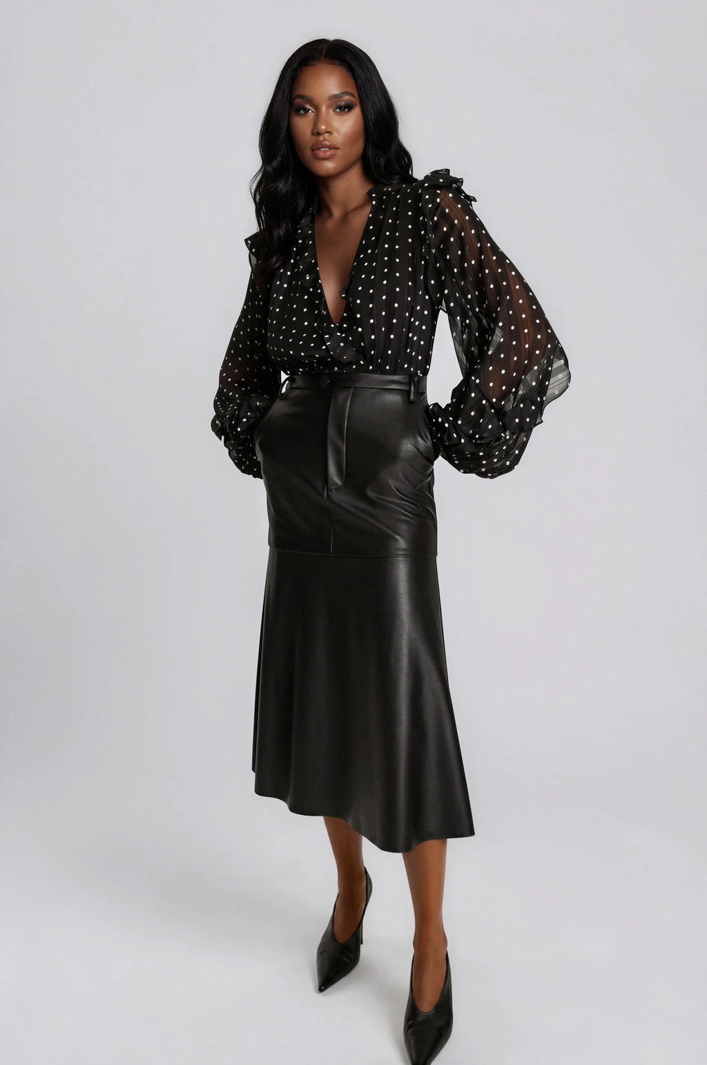 Kindra Vegan Leather Skirt – Black