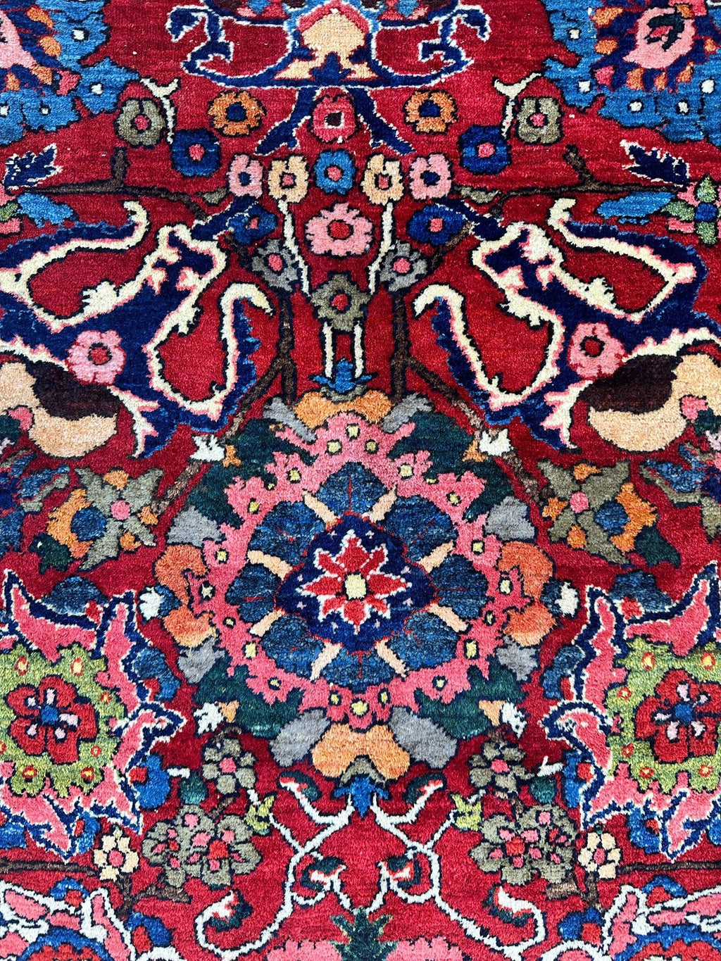 Antique Persian Bakhtiari Rug – Timeless Masterpiece 8'6" x 13'2"