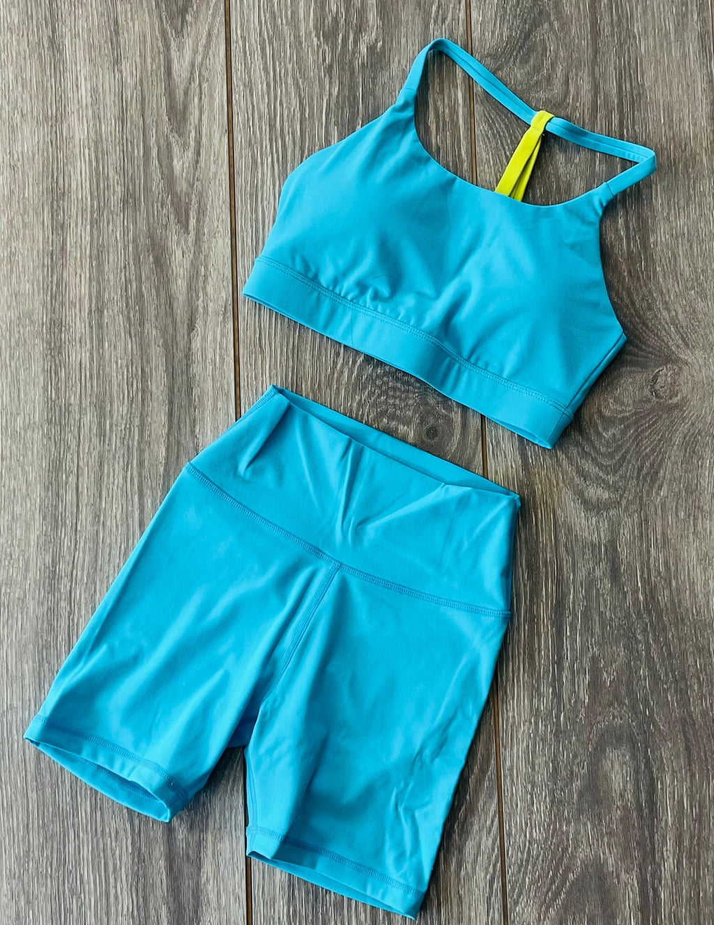 The Daybreak Peacock Turquoise Set - Top & Shorts