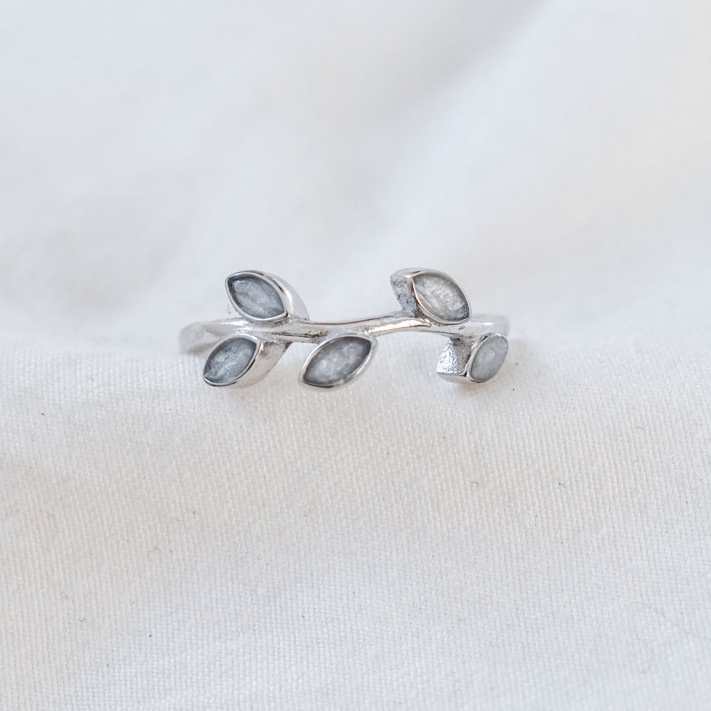 Nature Ivy Ring