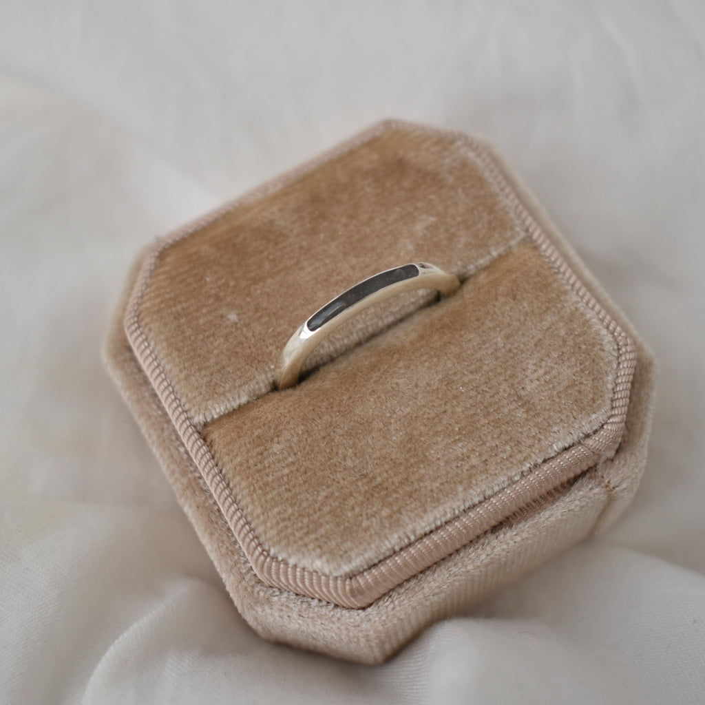 Simple Thin Ring