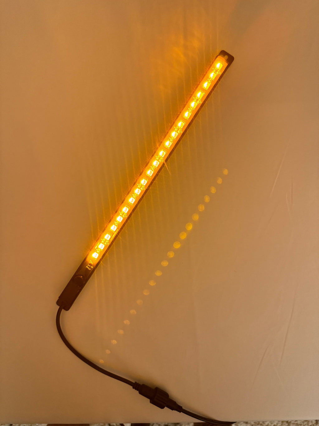 GoFluxx 24in Tri-Color (White/Red/Amber) Dimming LED Strip
