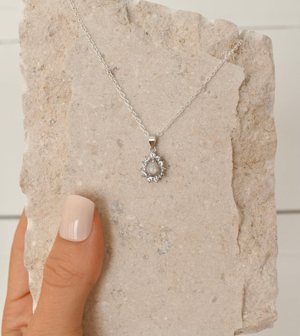 "Milan" Teardrop Necklace
