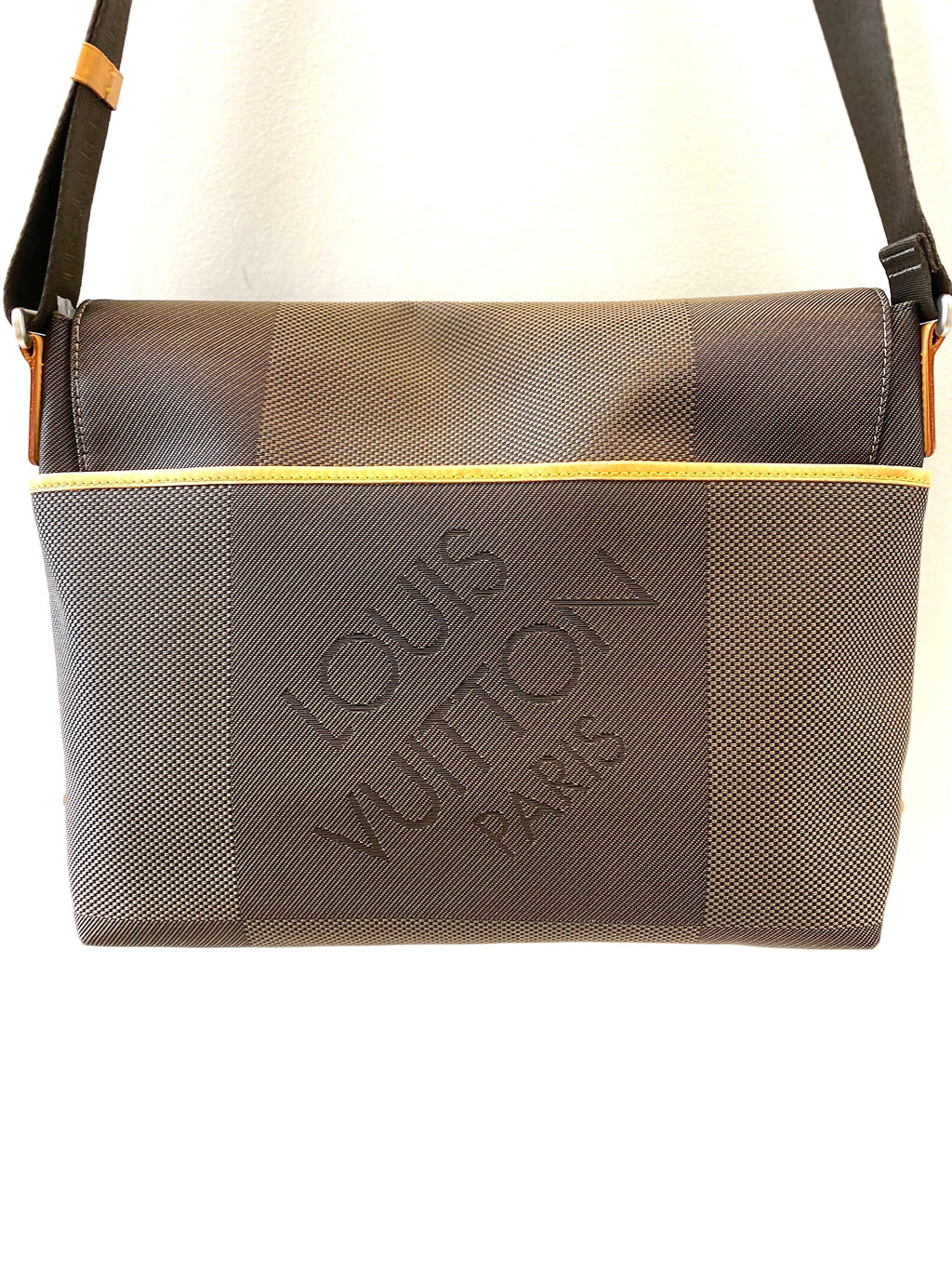 LOUIS VUITTON DAMIER GEANT LOUP MESSENGER BAG
