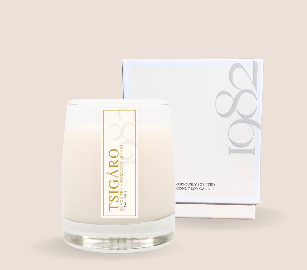Tsigaro (8.5 oz Single Wick) - Notes: Tobacco Leaves, Black Tea, Cedar & Vetiver - PREVIOUSLY KNOWN AS "CIGAR LOUNGE"