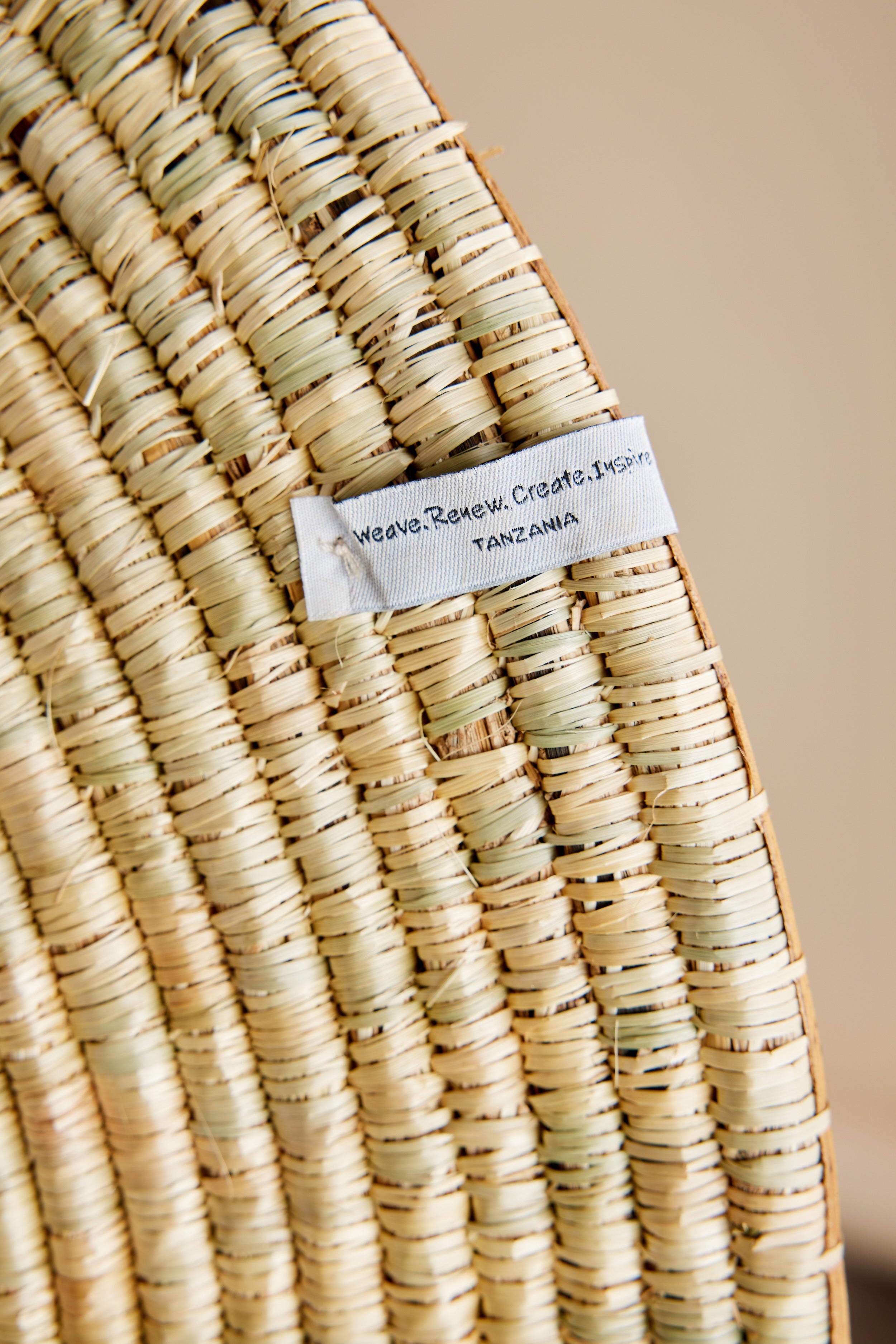 Pete Banana Bark Basket