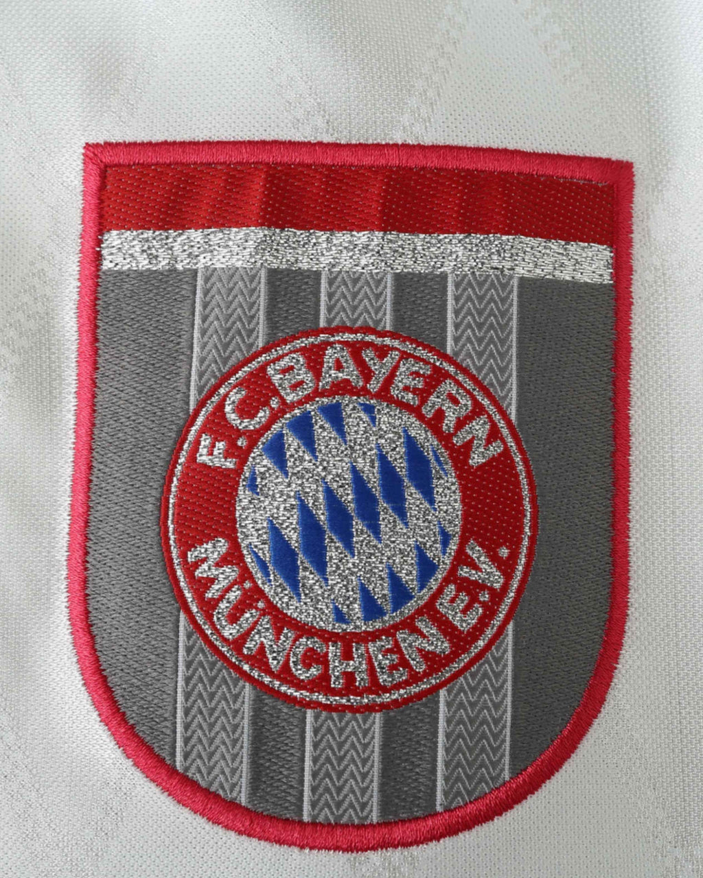 BAYERN MUNICH RETRO AWAY 1997/98