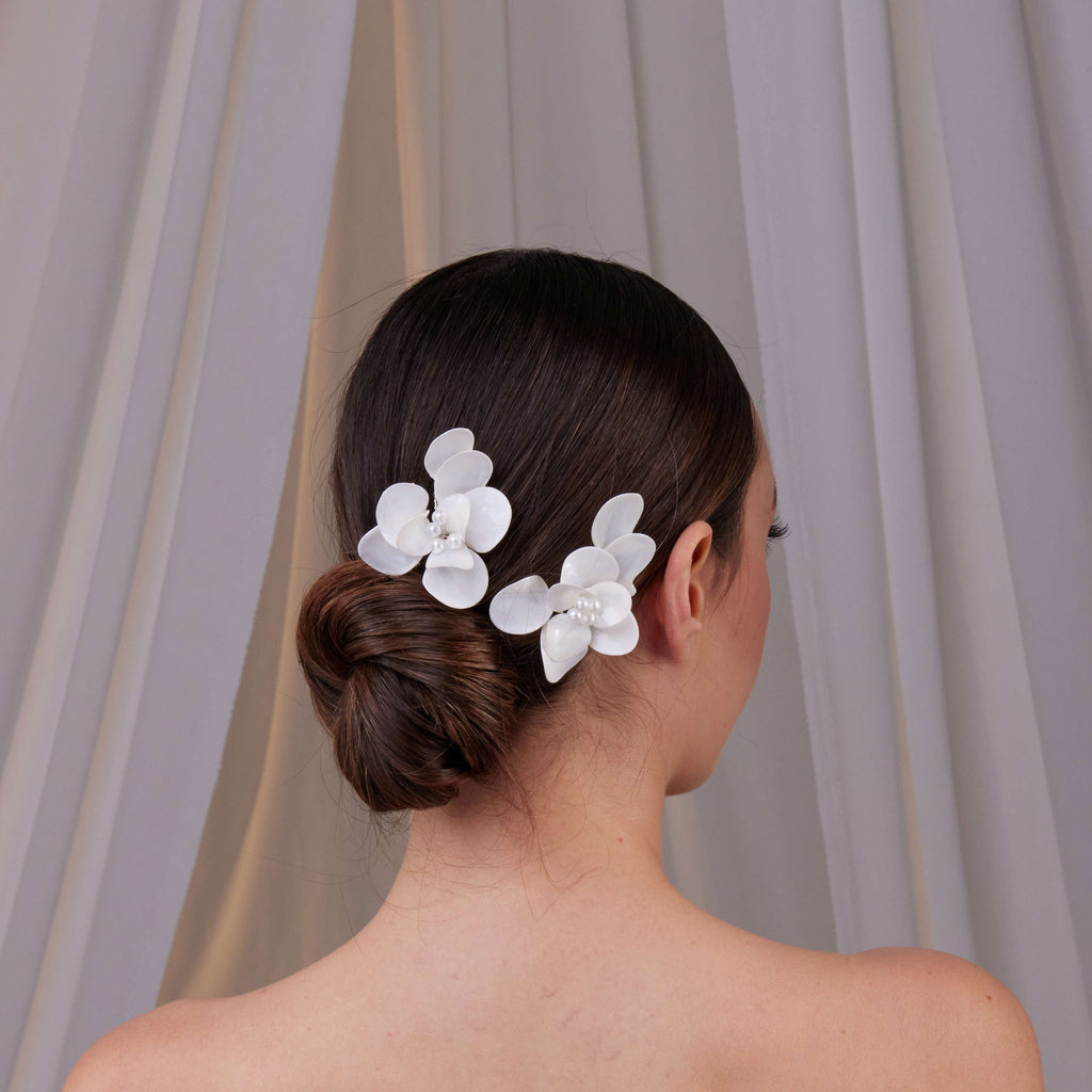 Two-Piece Resin Flower Hair Pin Set