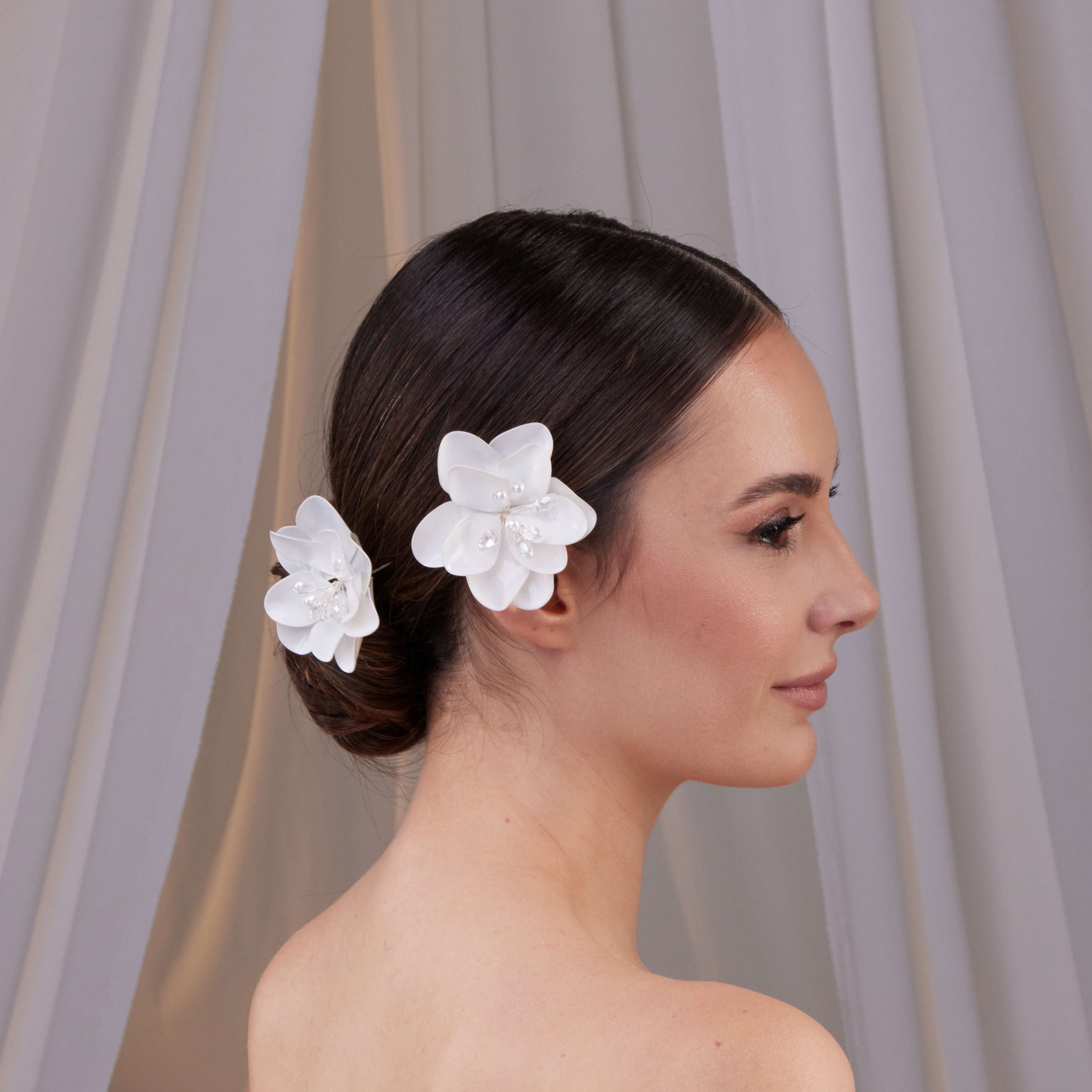 Two-Piece Resin Flower Hair Pin Set