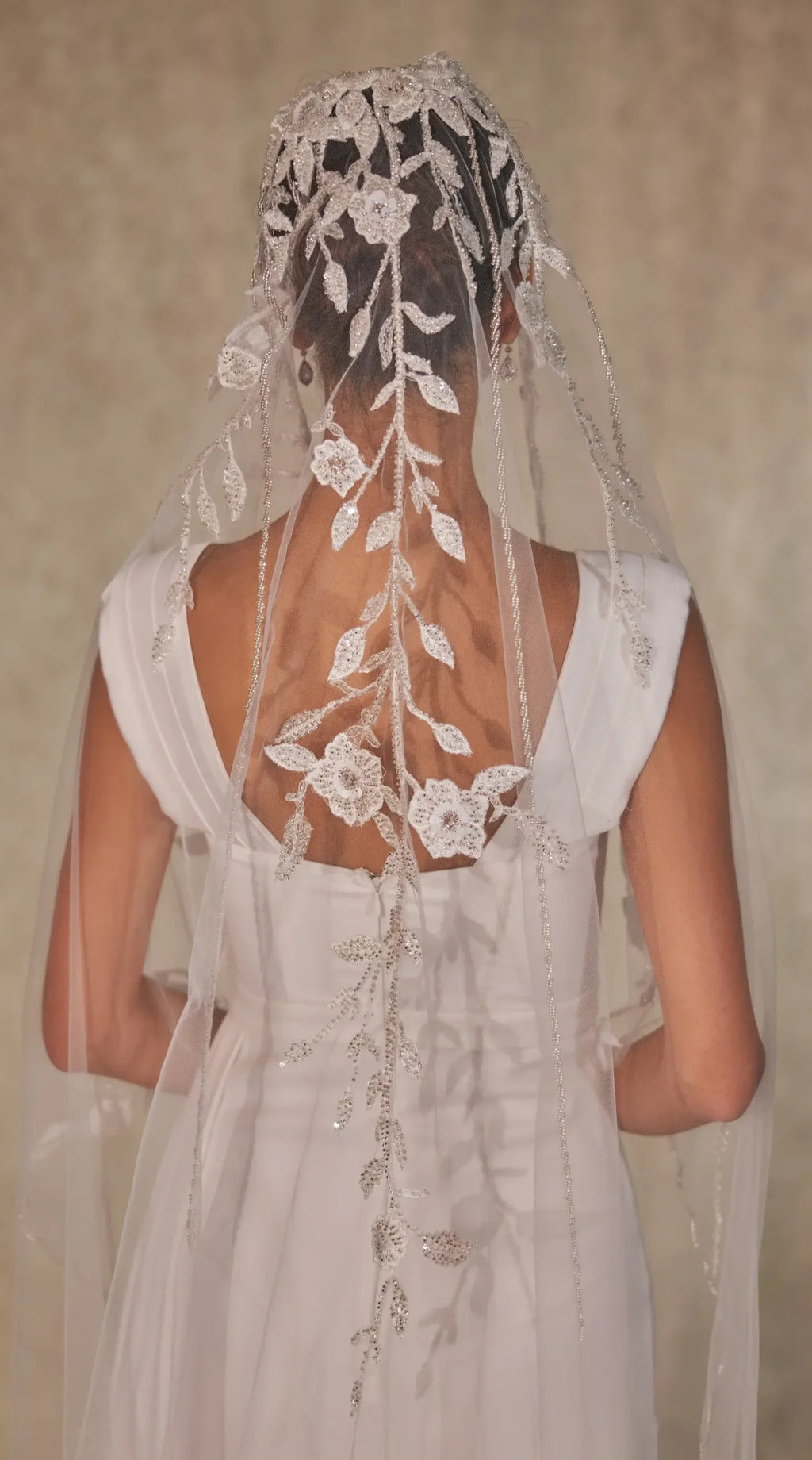 Flower Embroideried Wedding Veil- D230