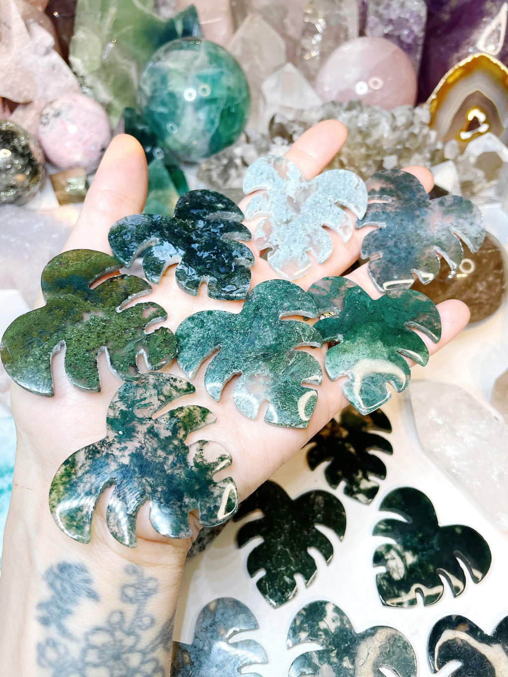 Moss Agate Monstera Leaf