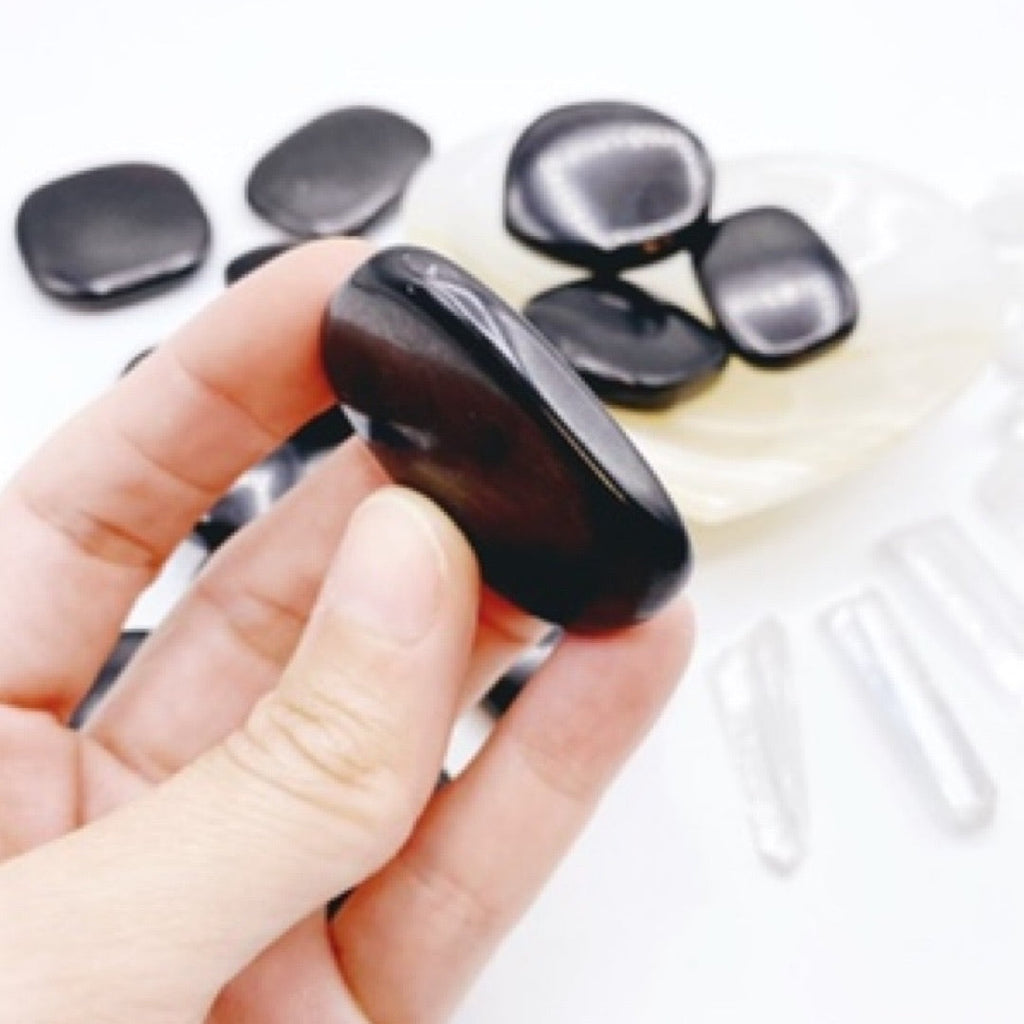 Shungite Flat Pocket/Tumbled Stones
