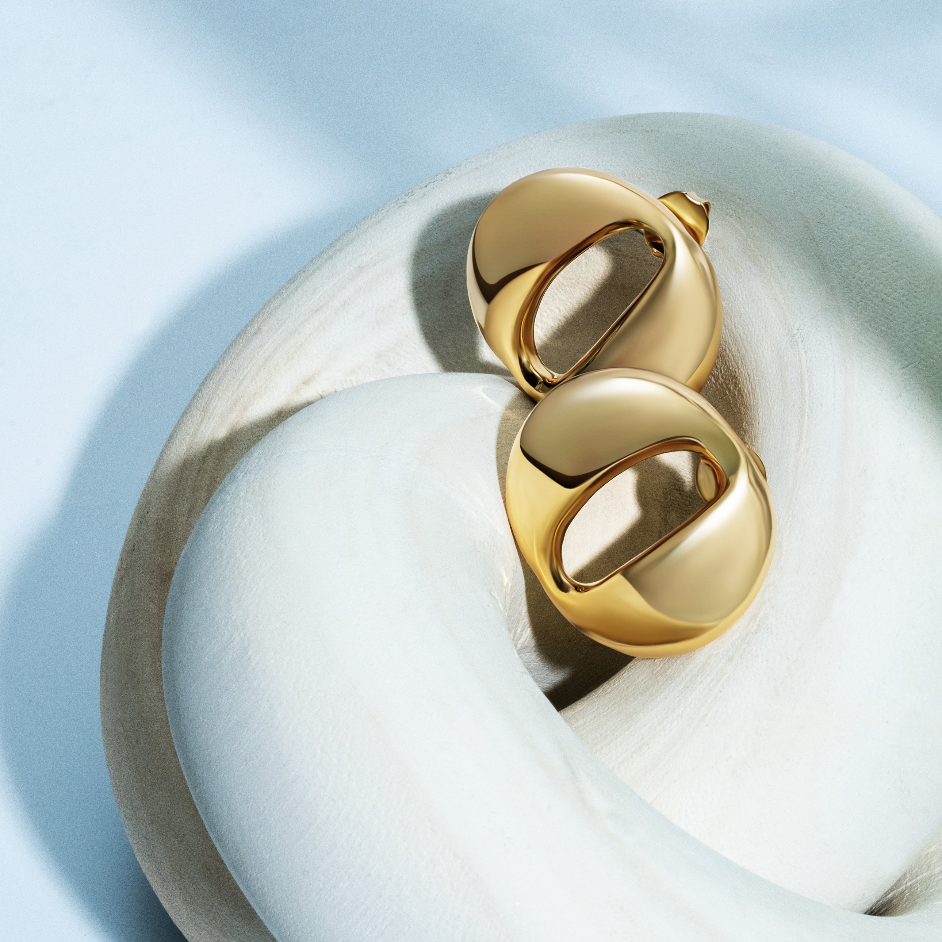 Olivia Sculptural Dome Earrings