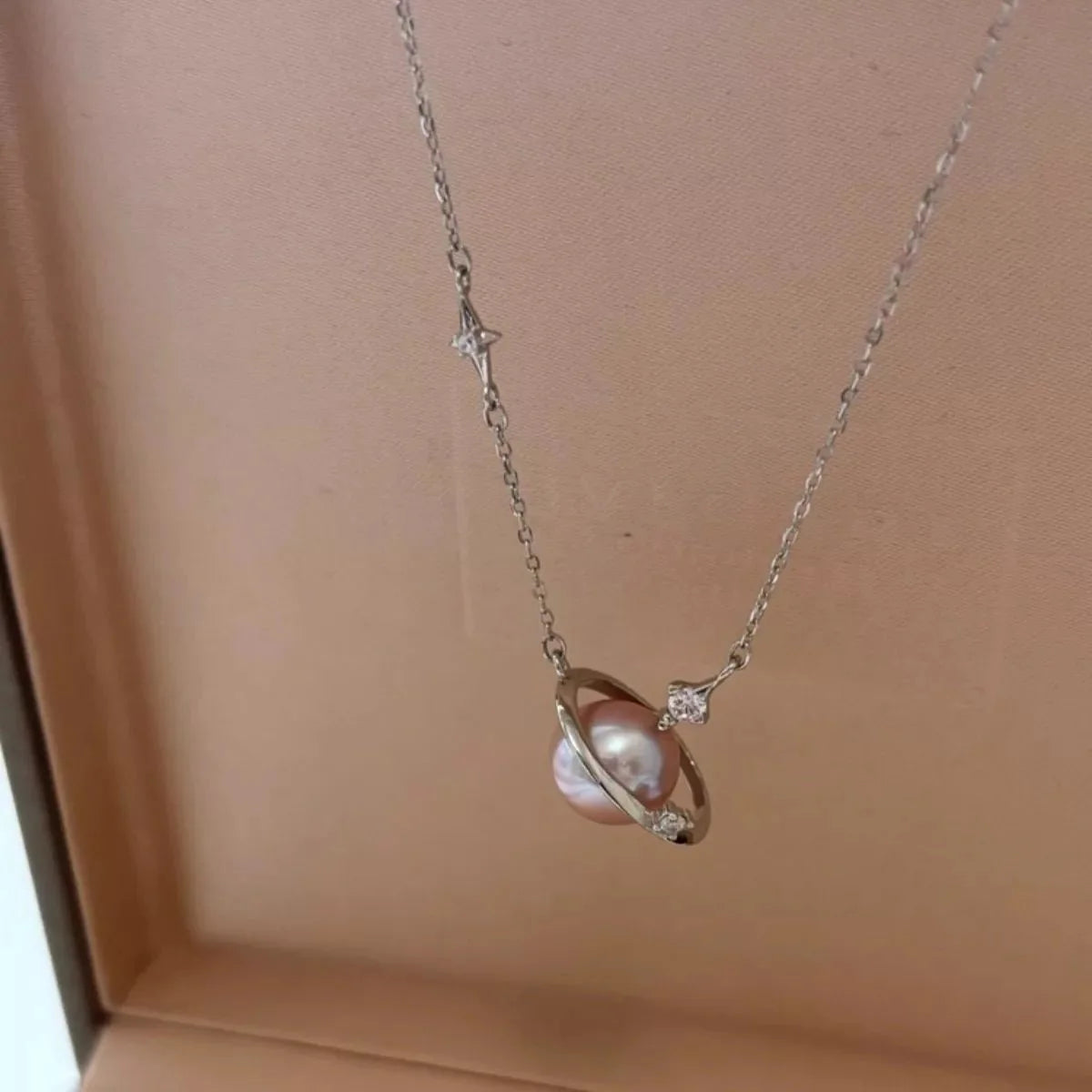 Planet Pearl Pendant Necklace